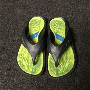 Boy’s sandals